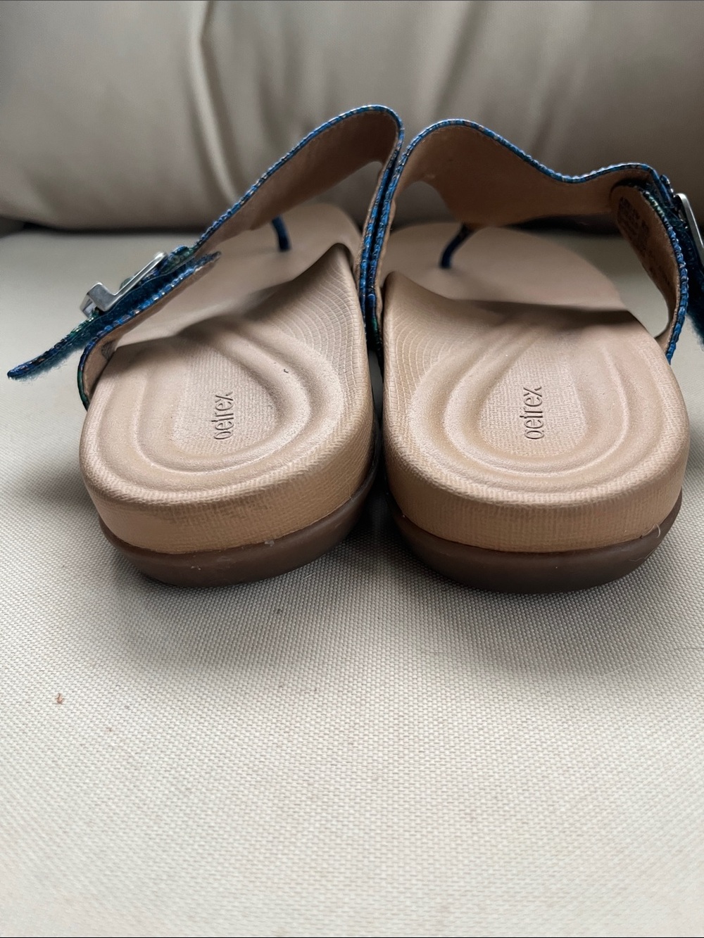 Aetrex Rita Women’s Toe-Post Sandal in Blue Faux-Snake Print - Picture 5 of 9